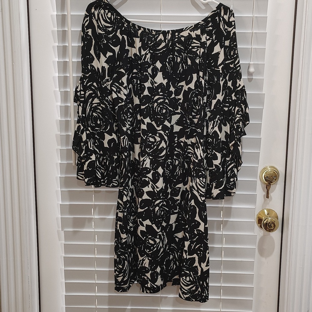 Uncle Frank Floral Mini Dress Women S Black White Ruffle Bell Sleeve Whimsigoth - Picture 5 of 5